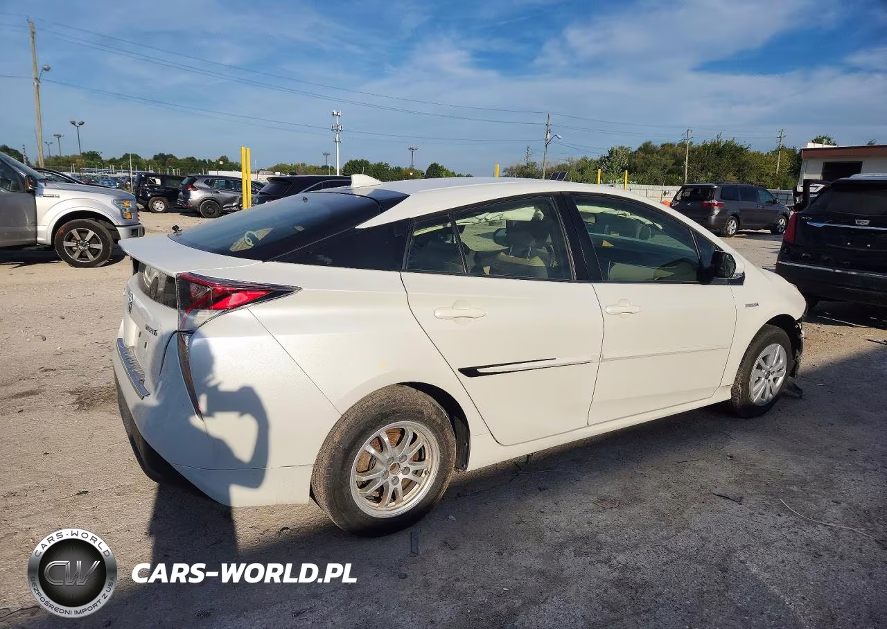 2016 Toyota Prius Two VIN:JTDKBRFU7G3513658 - 3