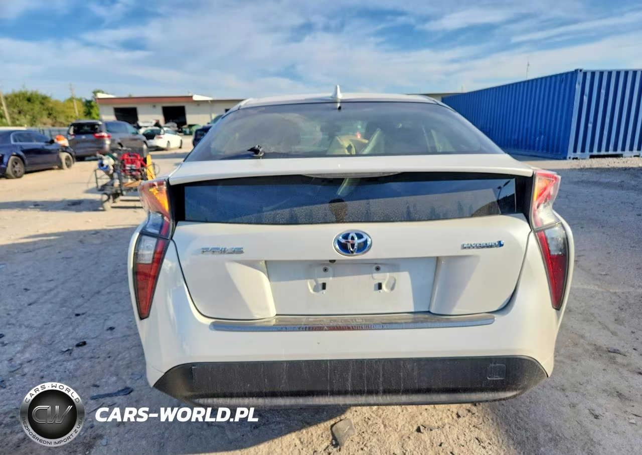 2016 Toyota Prius Two VIN:JTDKBRFU7G3513658 - 6