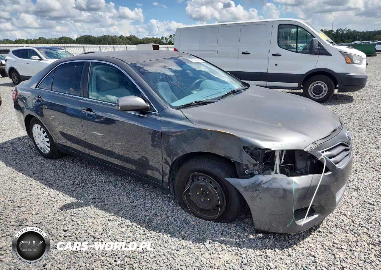 2010 Toyota Camry Le VIN:4T1BF3EKXAU067178 - 4
