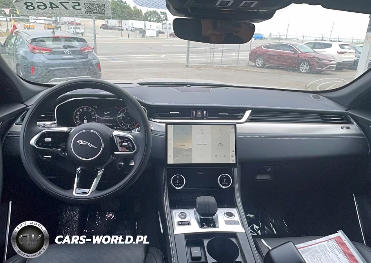2026 Jaguar F-Pace R-Dynamic S VIN:SADCT2EX4TA755998 - 9