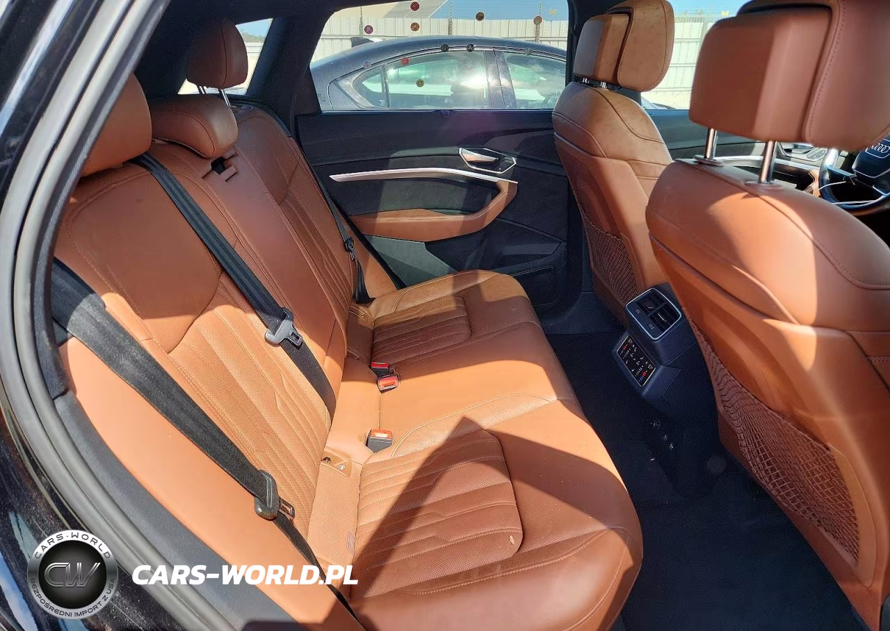 2019 Audi E-Tron Prestige VIN:WA1VAAGE9KB015883 - 11
