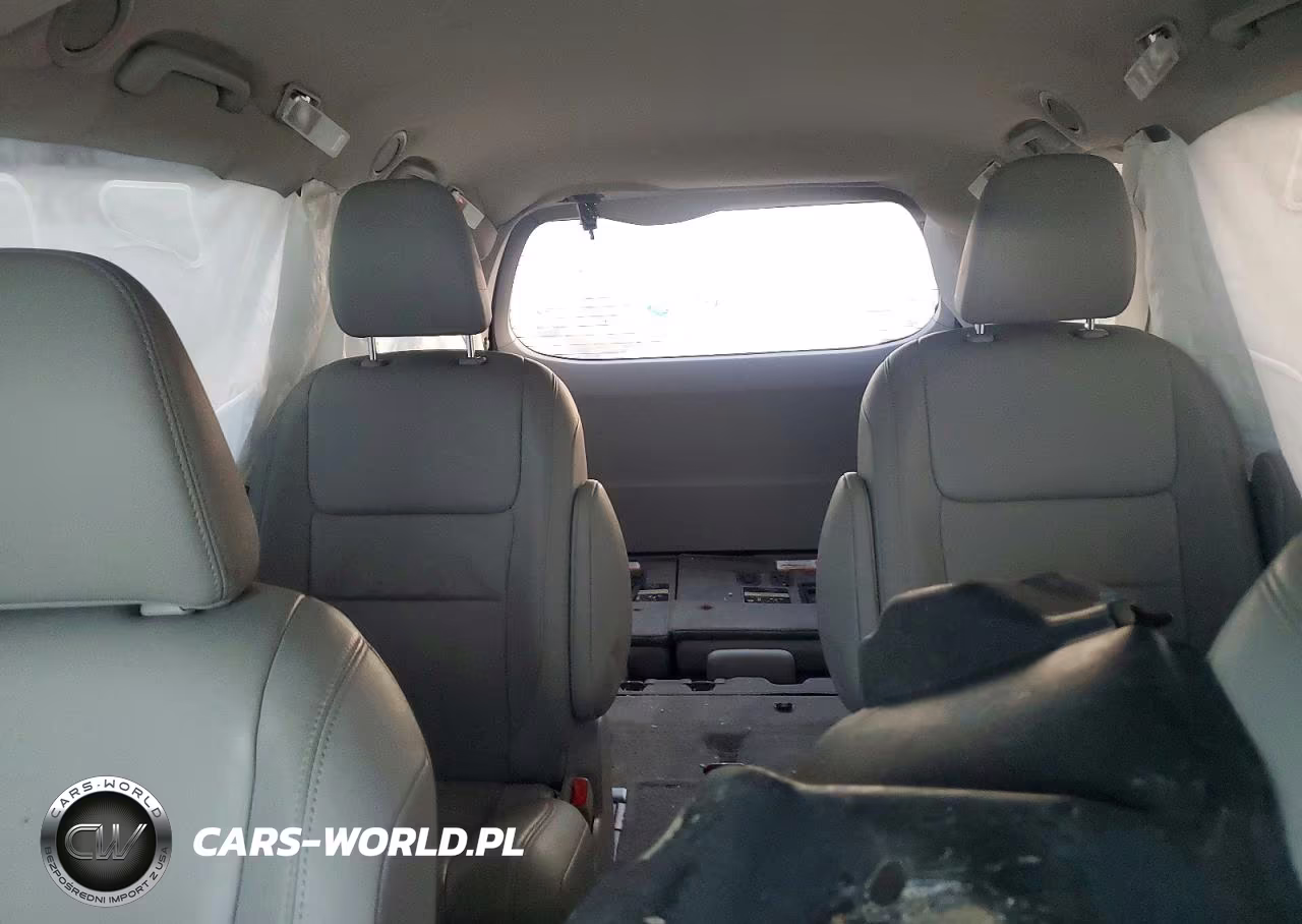 2015 Toyota Sienna Xle 7-Passenger VIN:5TDDK3DC2FS106909 - 10