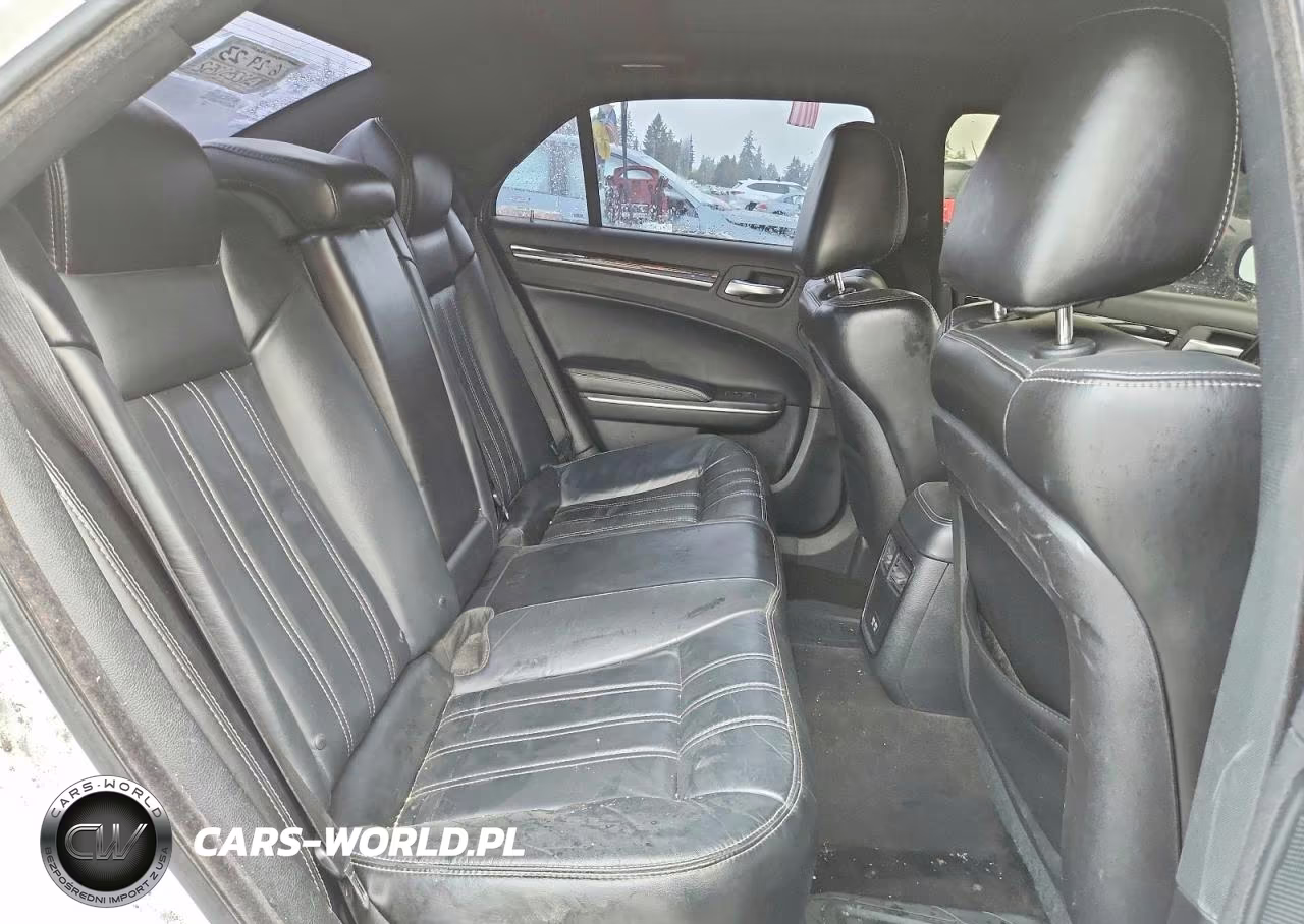 2017 Chrysler 300 S VIN:2C3CCABG1HH657552 - 10