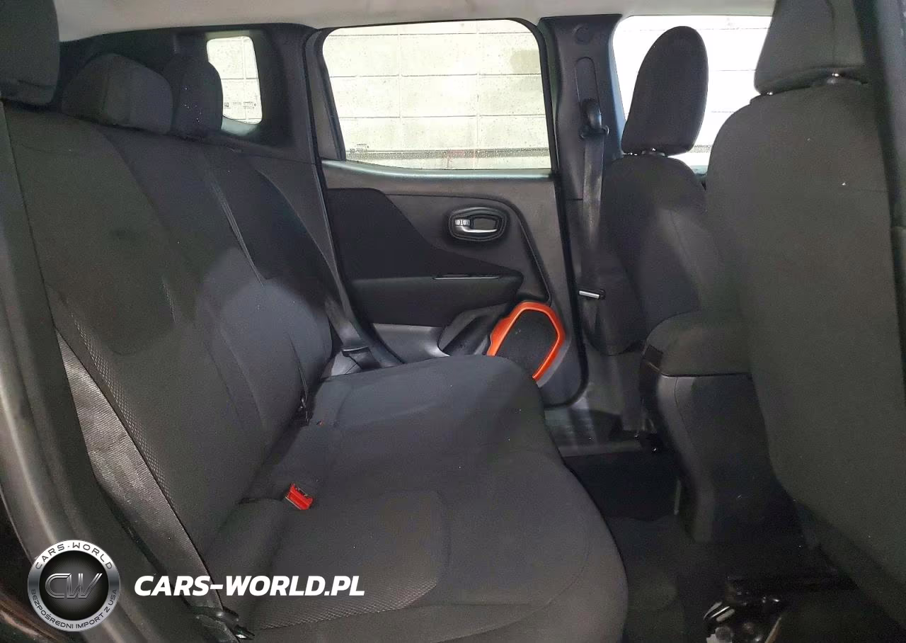 2018 Jeep Renegade Sport VIN:ZACCJBAB2JPH35371 - 11