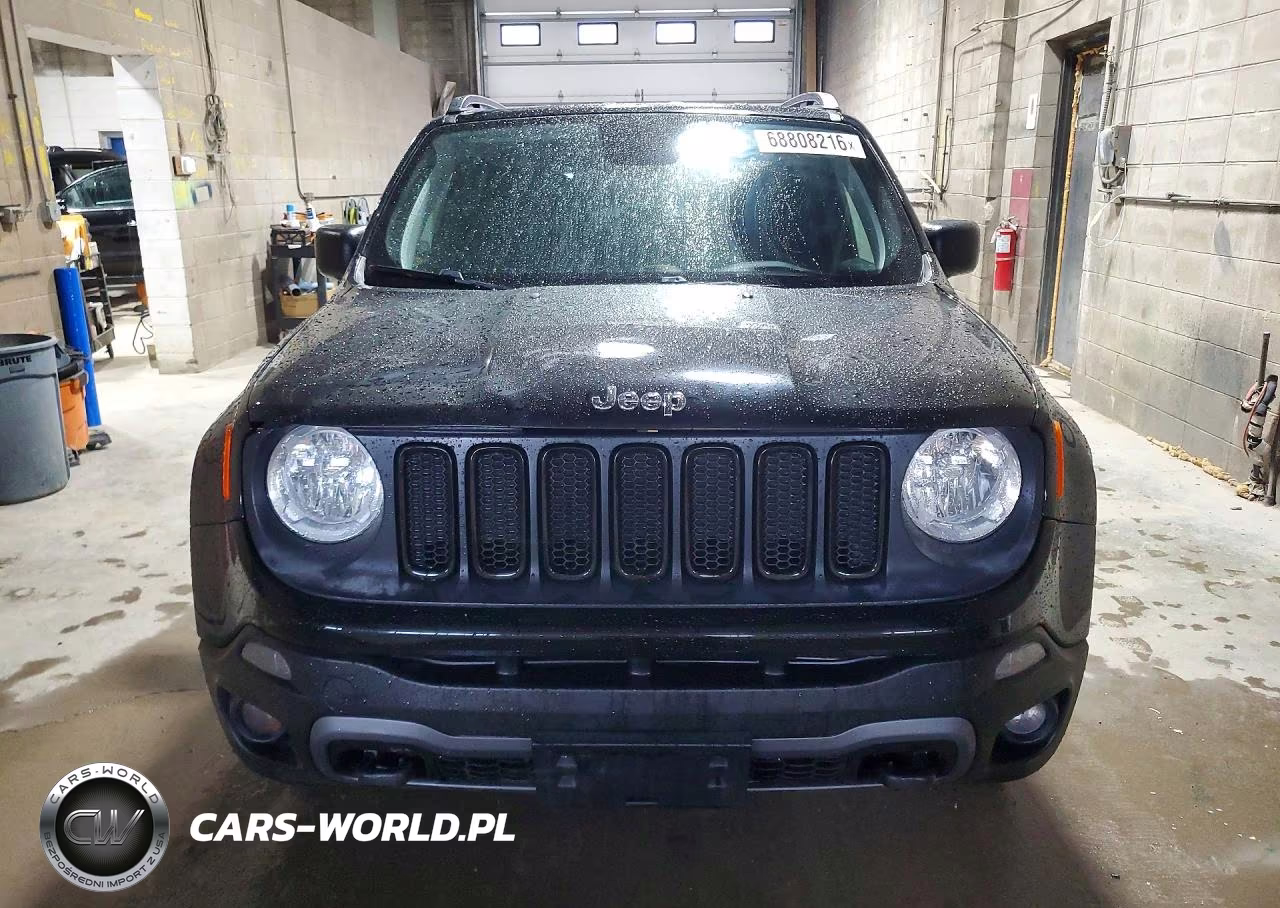 2018 Jeep Renegade Sport VIN:ZACCJBAB2JPH35371 - 5
