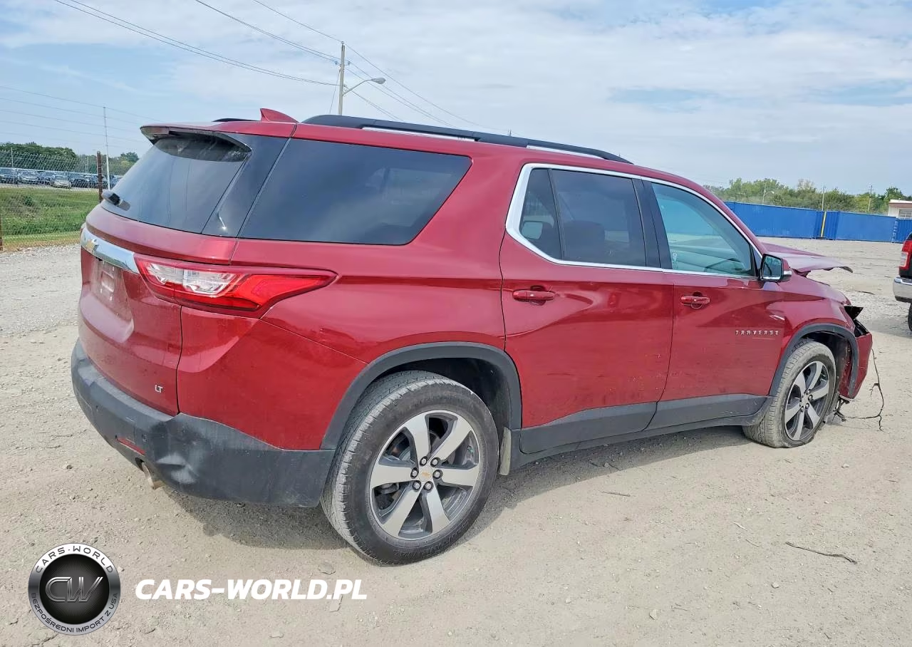 2019 Chevrolet Traverse Lt VIN:1GNERHKW2KJ225214 - 3