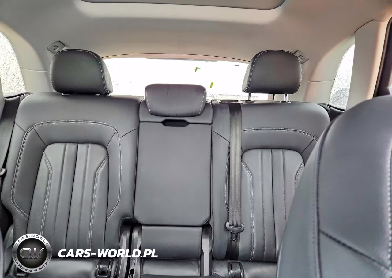 2021 Audi Q5 Premium VIN:WA1AAAFY8M2117074 - 10