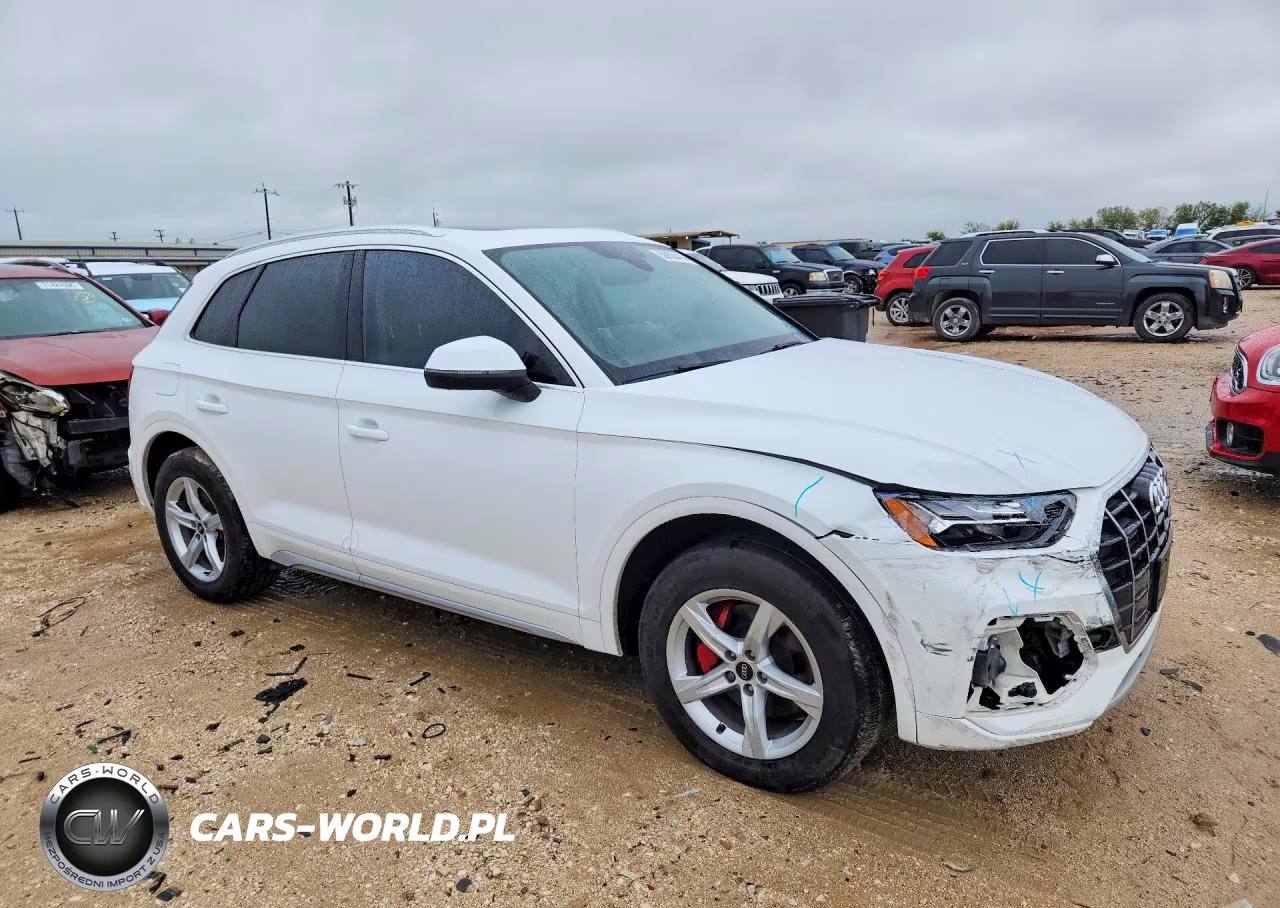 2021 Audi Q5 Premium VIN:WA1AAAFY8M2117074 - 4