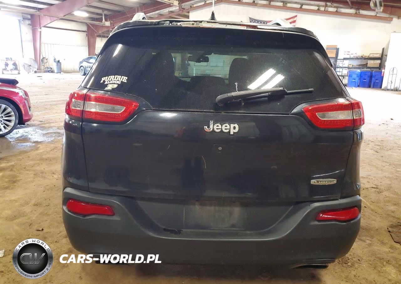 2015 Jeep Cherokee Latitude VIN:1C4PJLCS1FW516349 - 6