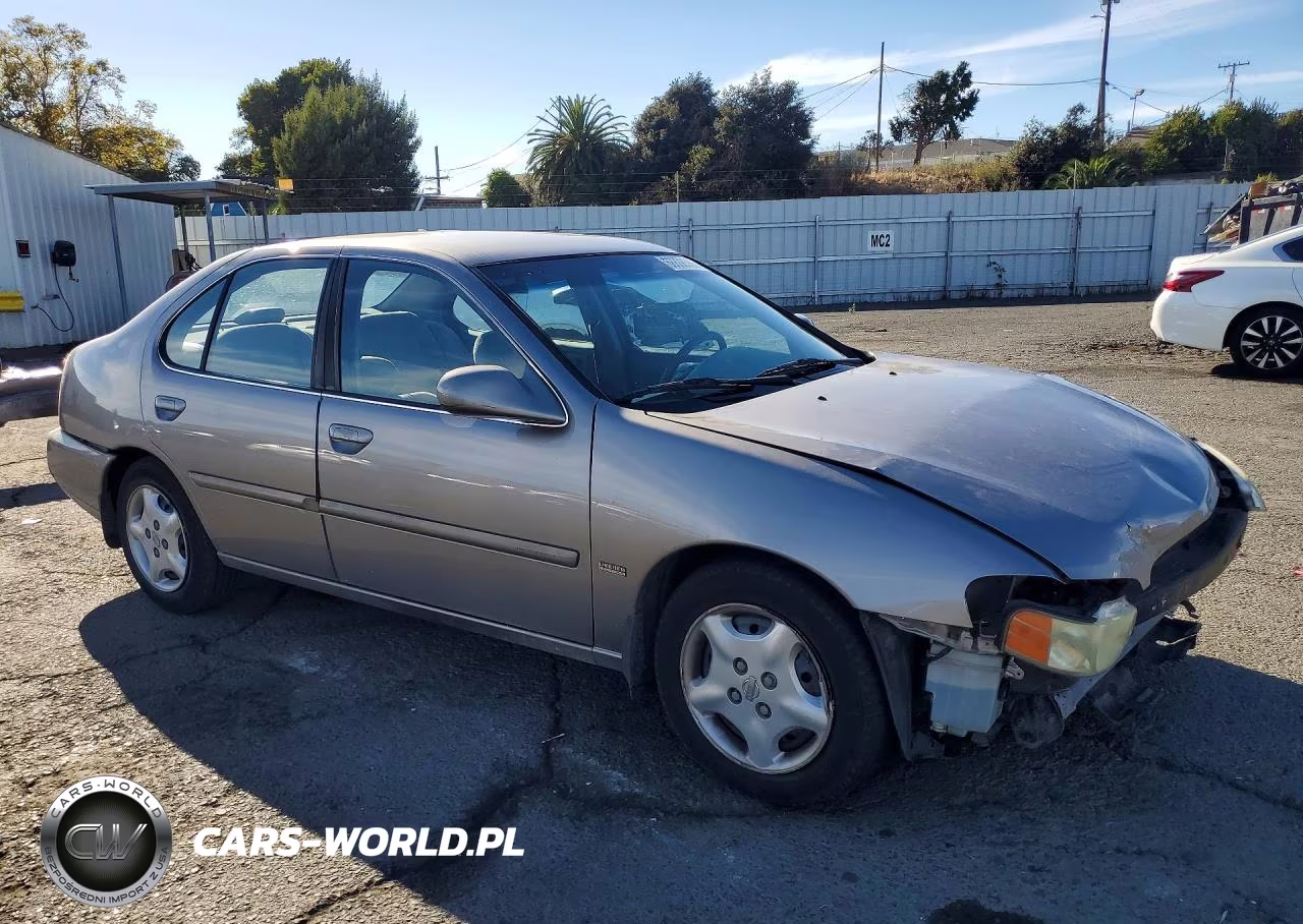 2001 Nissan Altima Xe VIN:1N4DL01D31C235959 - 4