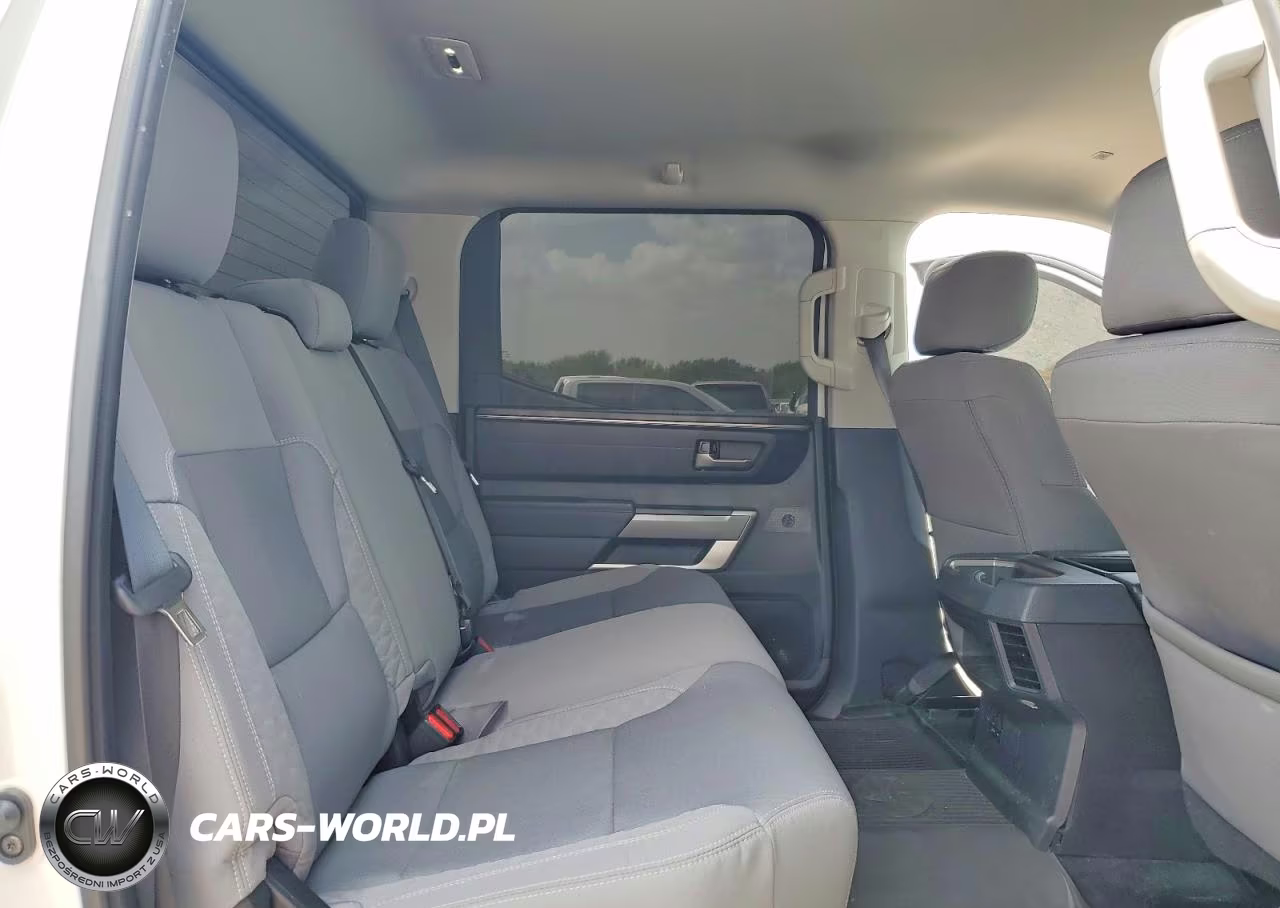 2024 Toyota Tundra Sr5 VIN:5TFLA5DB1RX190026 - 10
