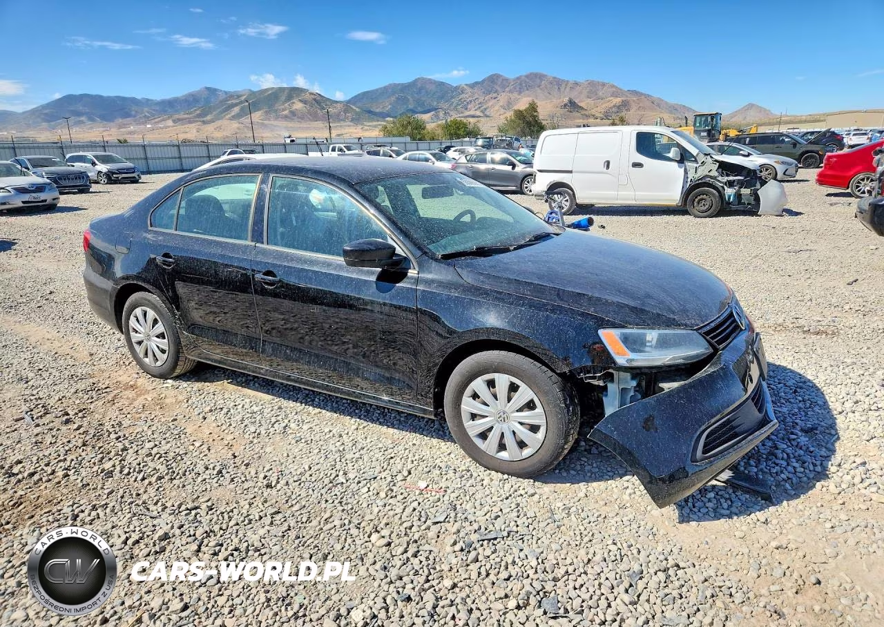 2011 Volkswagen Jetta Base VIN:3VW2K7AJ1BM044072 - 4
