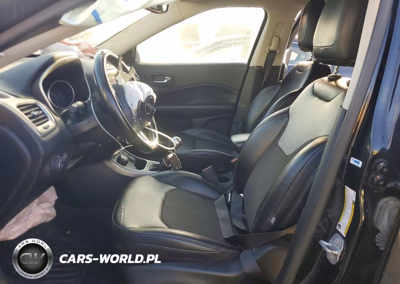2020 Jeep Compass Latitude VIN:3C4NJDBB9LT203923 - 7