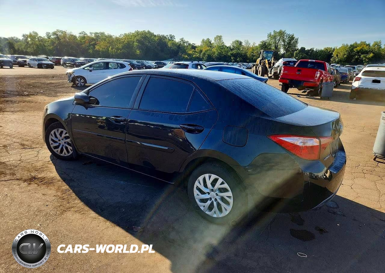 2018 Toyota Corolla Le VIN:2T1BURHE5JC025372 - 2