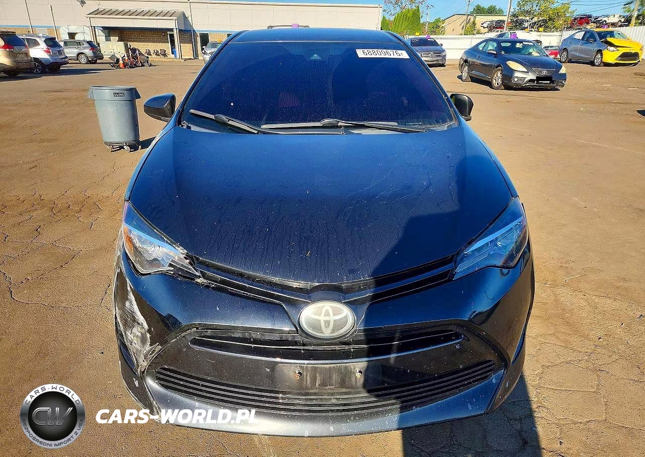 2018 Toyota Corolla Le VIN:2T1BURHE5JC025372 - 5