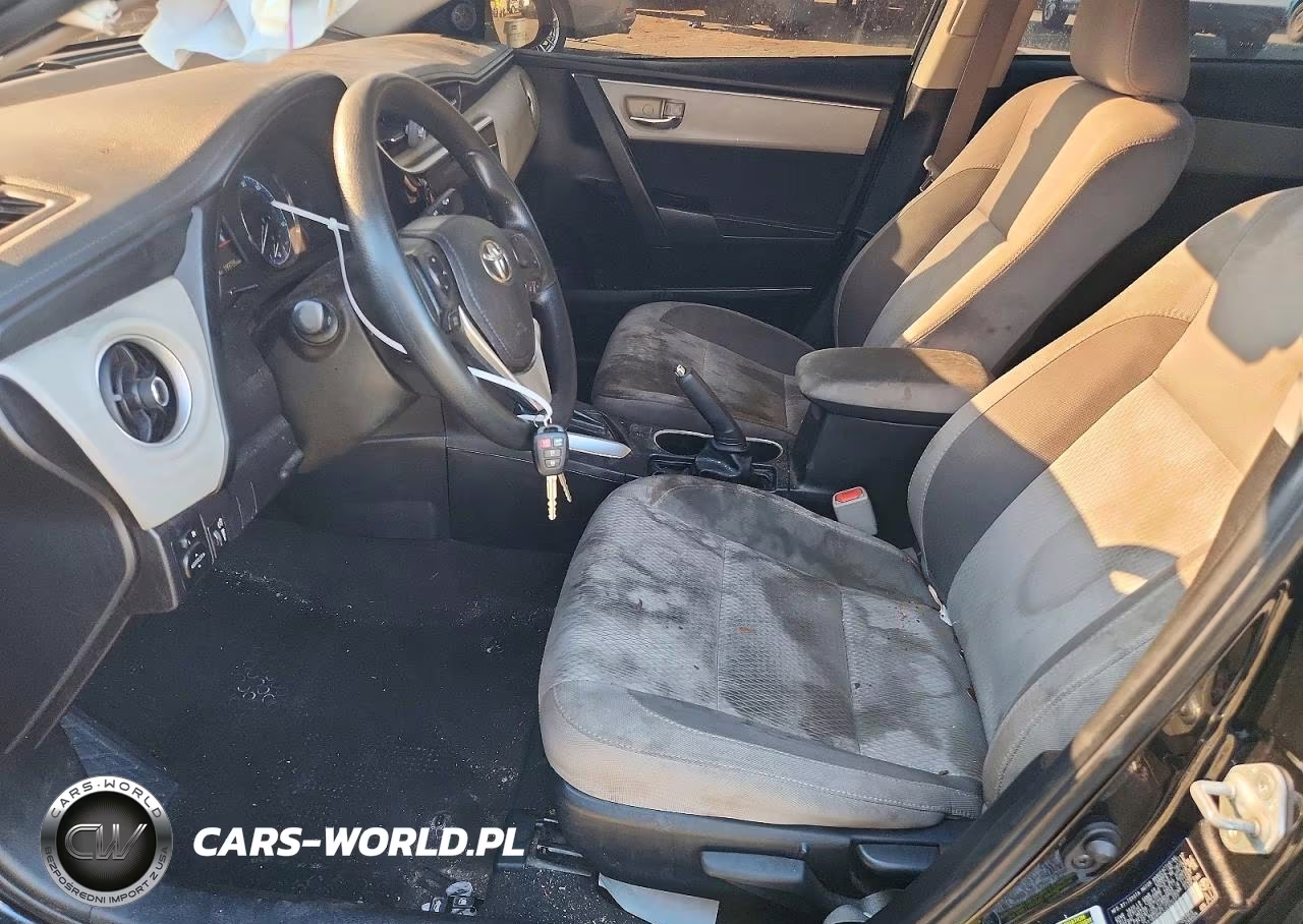 2018 Toyota Corolla Le VIN:2T1BURHE5JC025372 - 7
