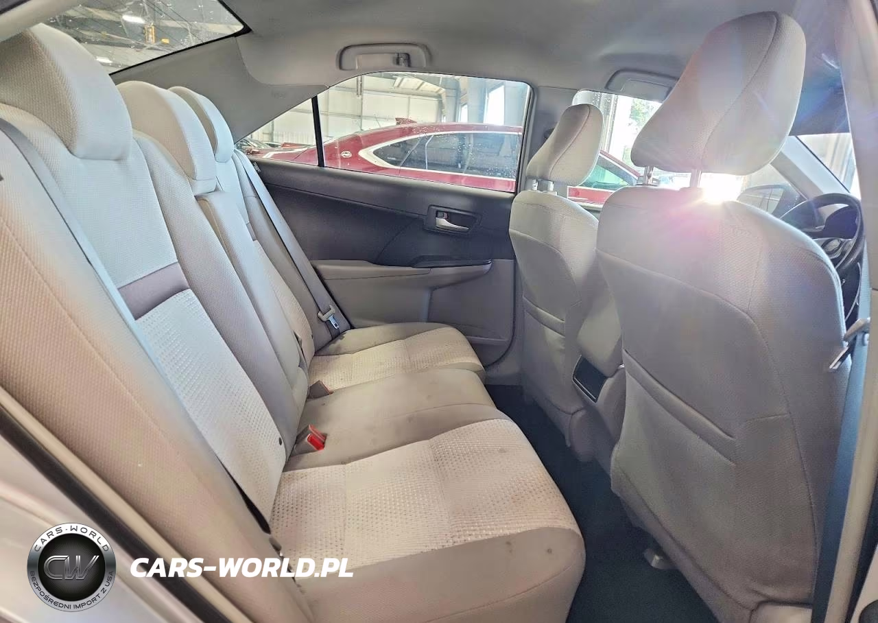2014 Toyota Camry Le VIN:4T4BF1FK6ER339207 - 10