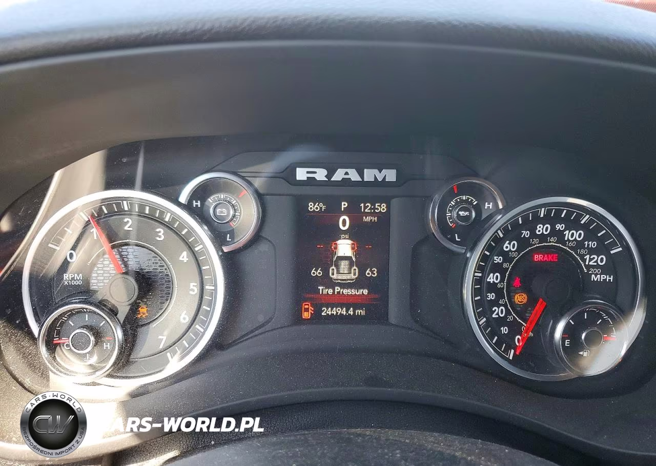 2024 Ram 2500 Big Horn VIN:3C6UR5DJ4RG405821 - 9
