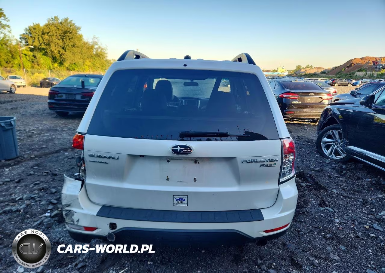 2011 Subaru Forester Limited VIN:JF2SHAFC4BH745638 - 6
