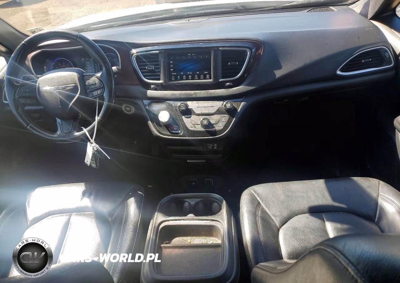 2020 Chrysler Pacifica Touring L VIN:2C4RC1BG3LR106743 - 8