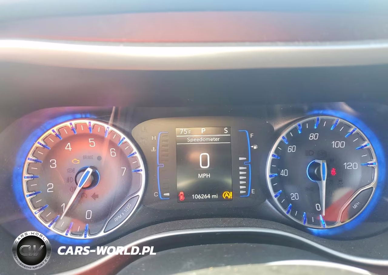 2020 Chrysler Pacifica Touring L VIN:2C4RC1BG3LR106743 - 9