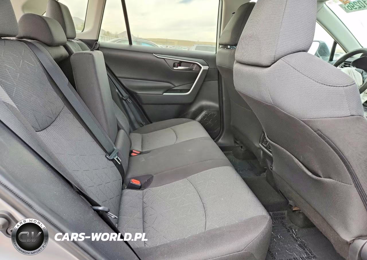 2020 Toyota Rav4 Xle VIN:2T3P1RFV1LW125091 - 10