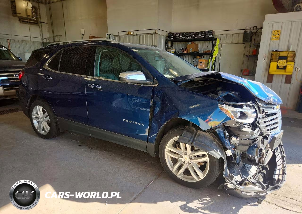 2020 Chevrolet Equinox Premier VIN:2GNAXYEX6L6129674 - 4