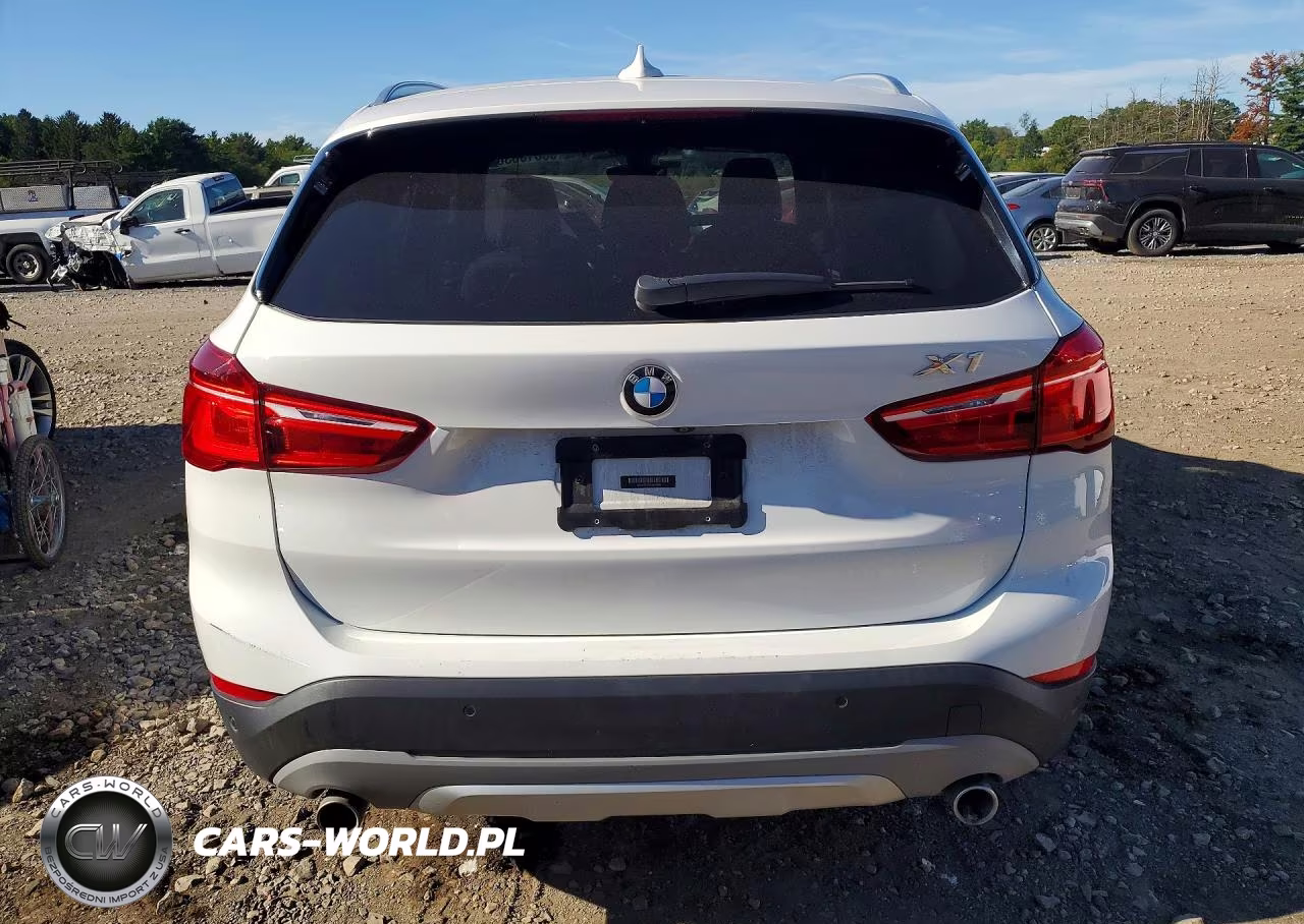 2017 BMW X1 xDrive28I VIN:WBXHT3Z31H4A57486 - 6