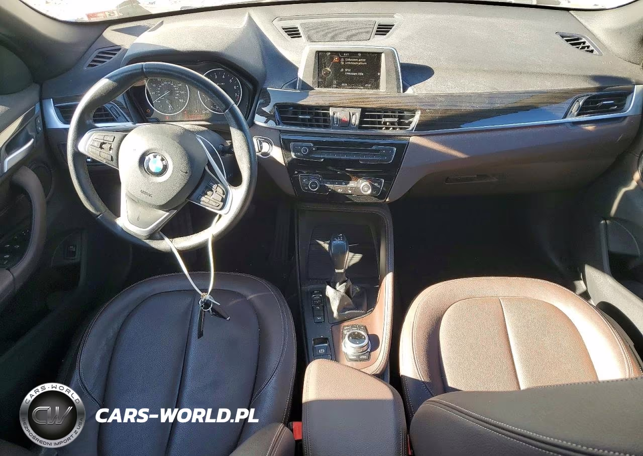 2017 BMW X1 xDrive28I VIN:WBXHT3Z31H4A57486 - 8