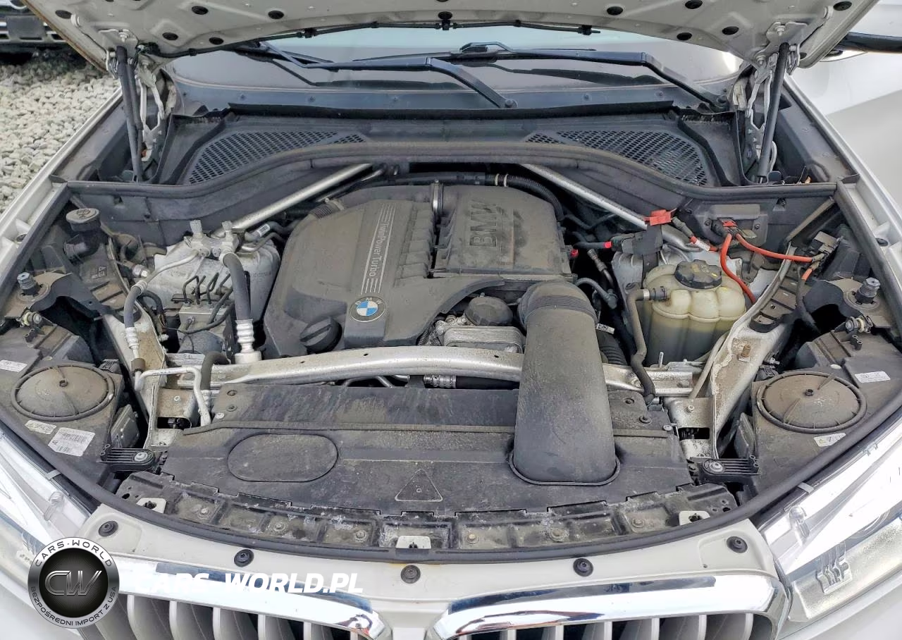 2018 BMW X5 xDrive35I VIN:5UXKR0C53J0Y02094 - 12
