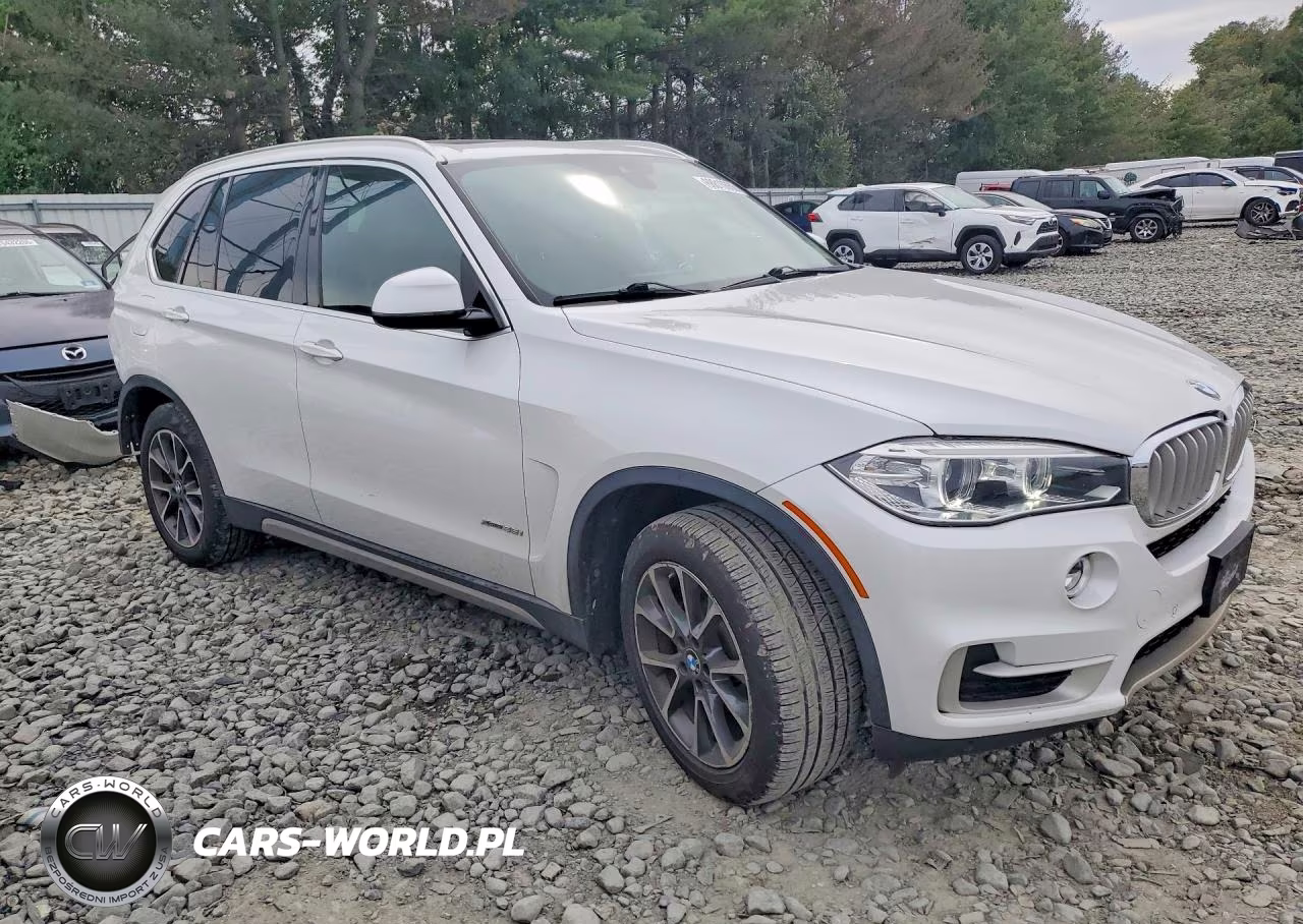 2018 BMW X5 xDrive35I VIN:5UXKR0C53J0Y02094 - 4