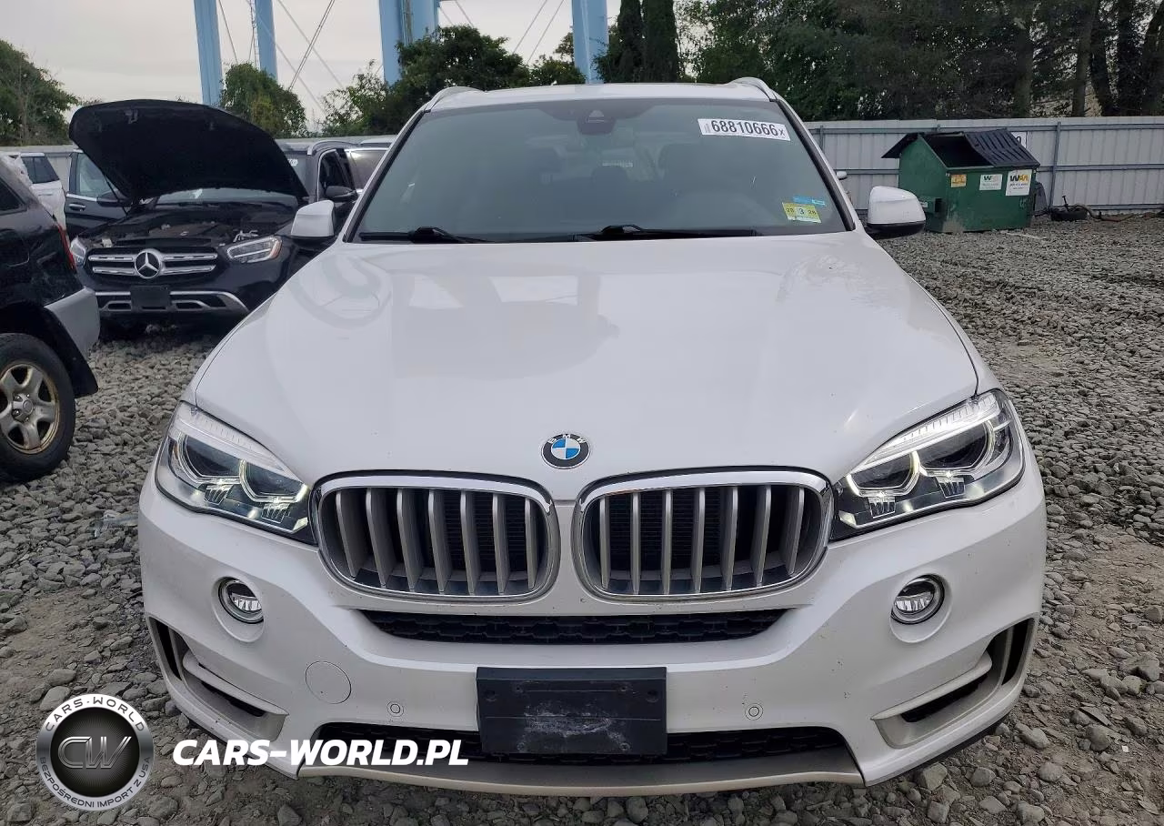 2018 BMW X5 xDrive35I VIN:5UXKR0C53J0Y02094 - 5