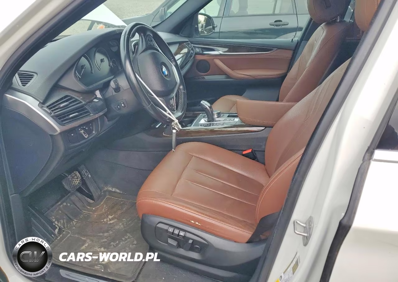 2018 BMW X5 xDrive35I VIN:5UXKR0C53J0Y02094 - 7