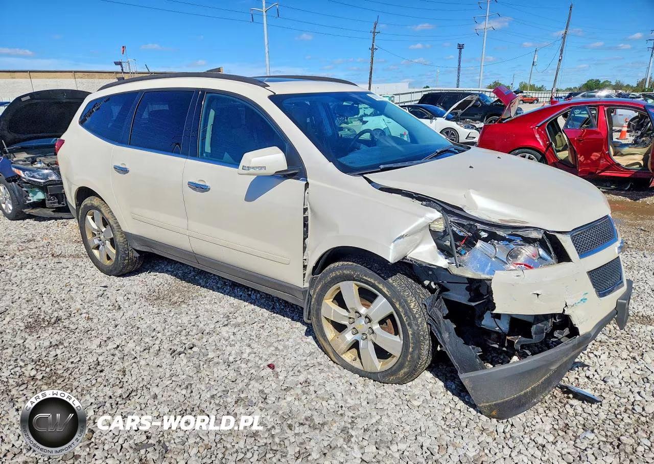 2011 Chevrolet Traverse Lt VIN:1GNKRGED6BJ349140 - 4