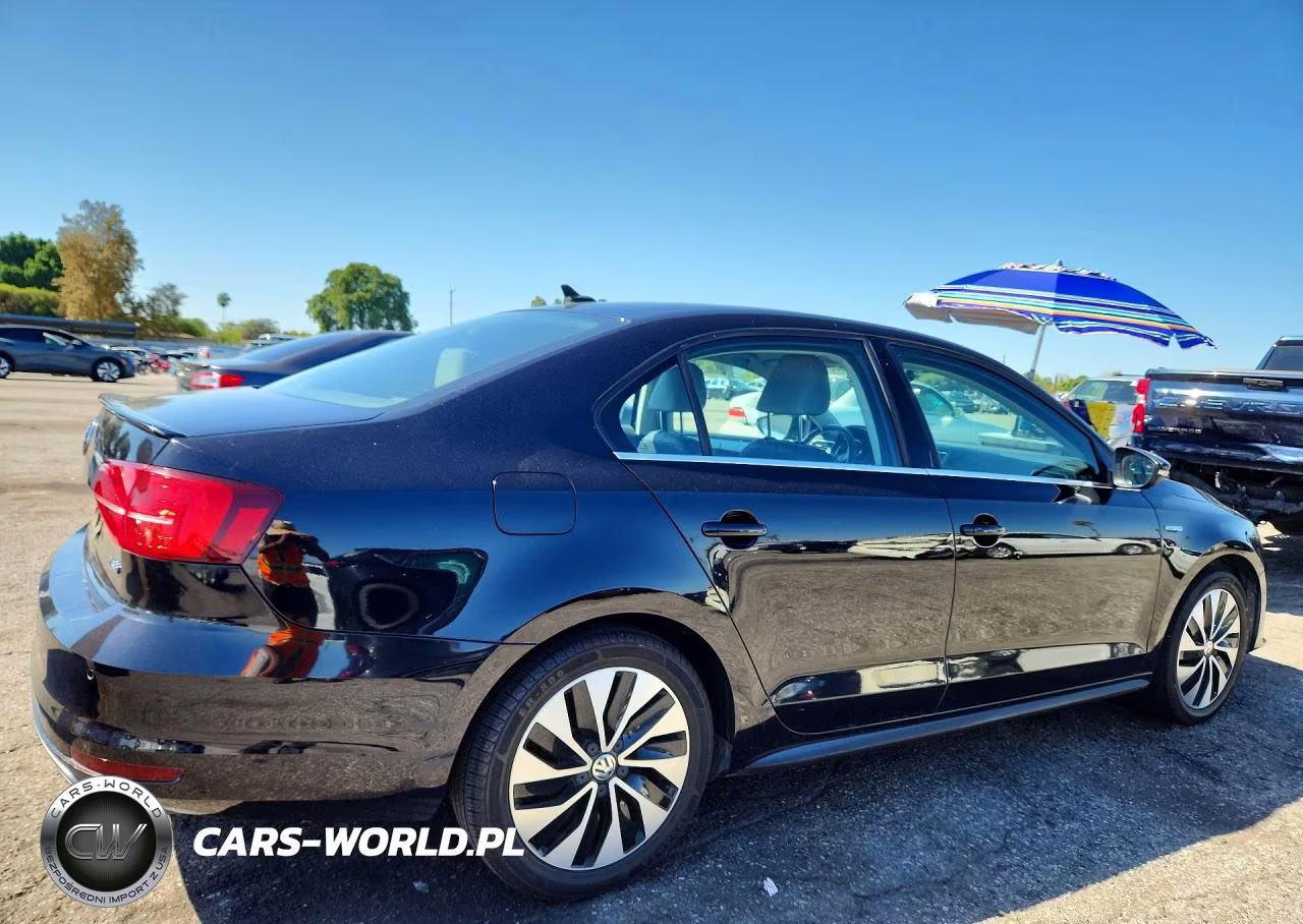 2016 Volkswagen Jetta Hybrid VIN:3VW637AJ0GM390202 - 3