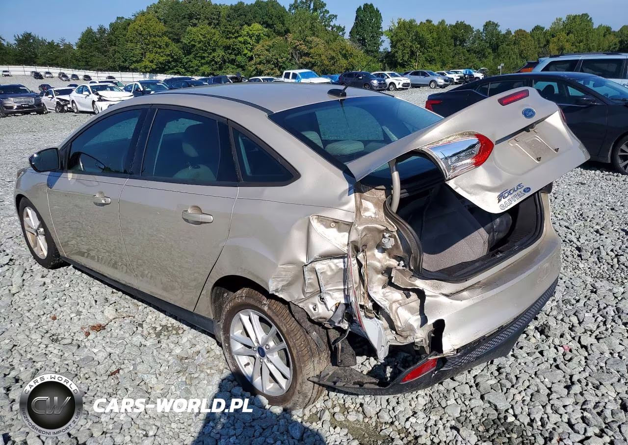 2017 Ford Focus Se VIN:1FADP3F29HL221183 - 2