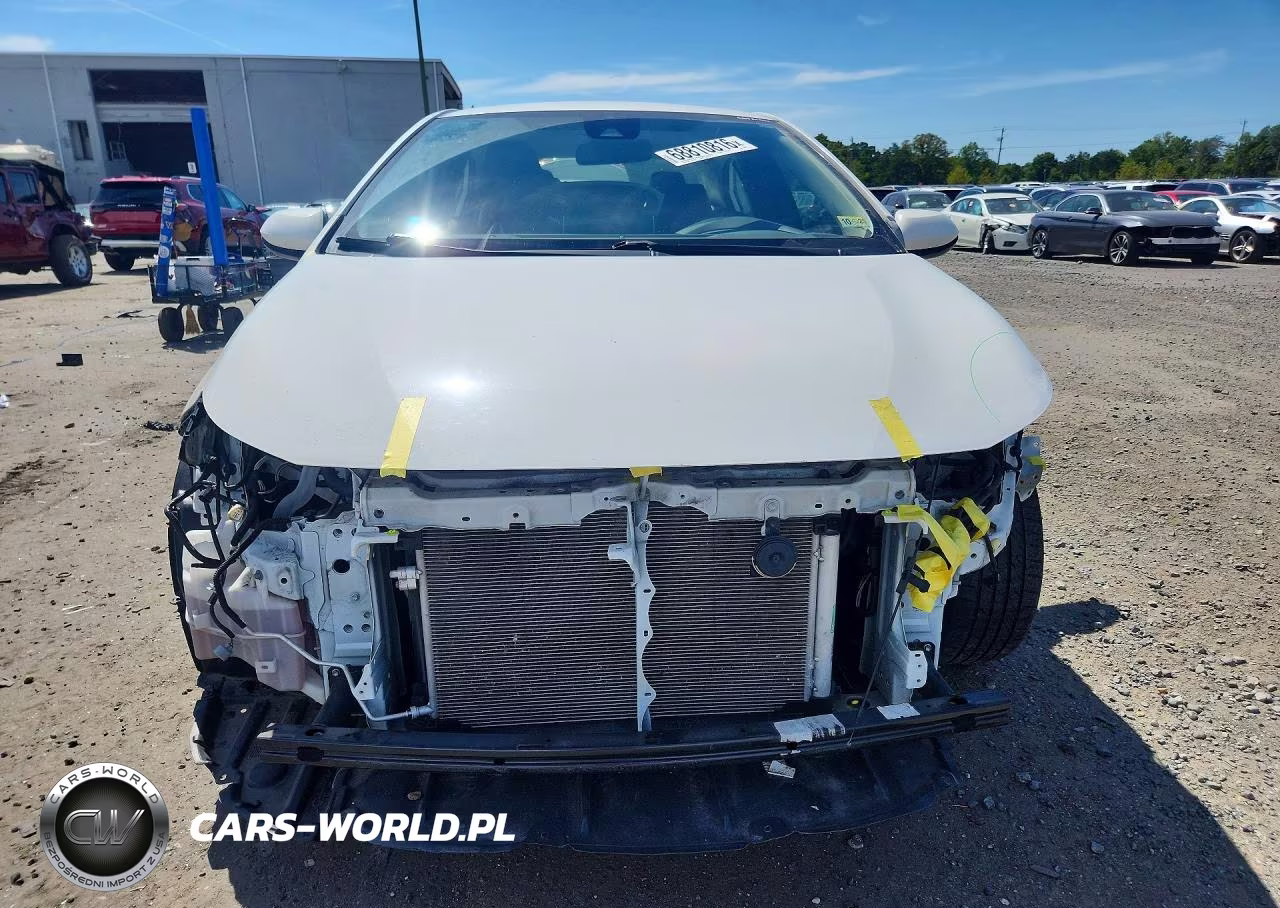 2021 Toyota Corolla Le VIN:JTDEPMAEXMJ140382 - 5