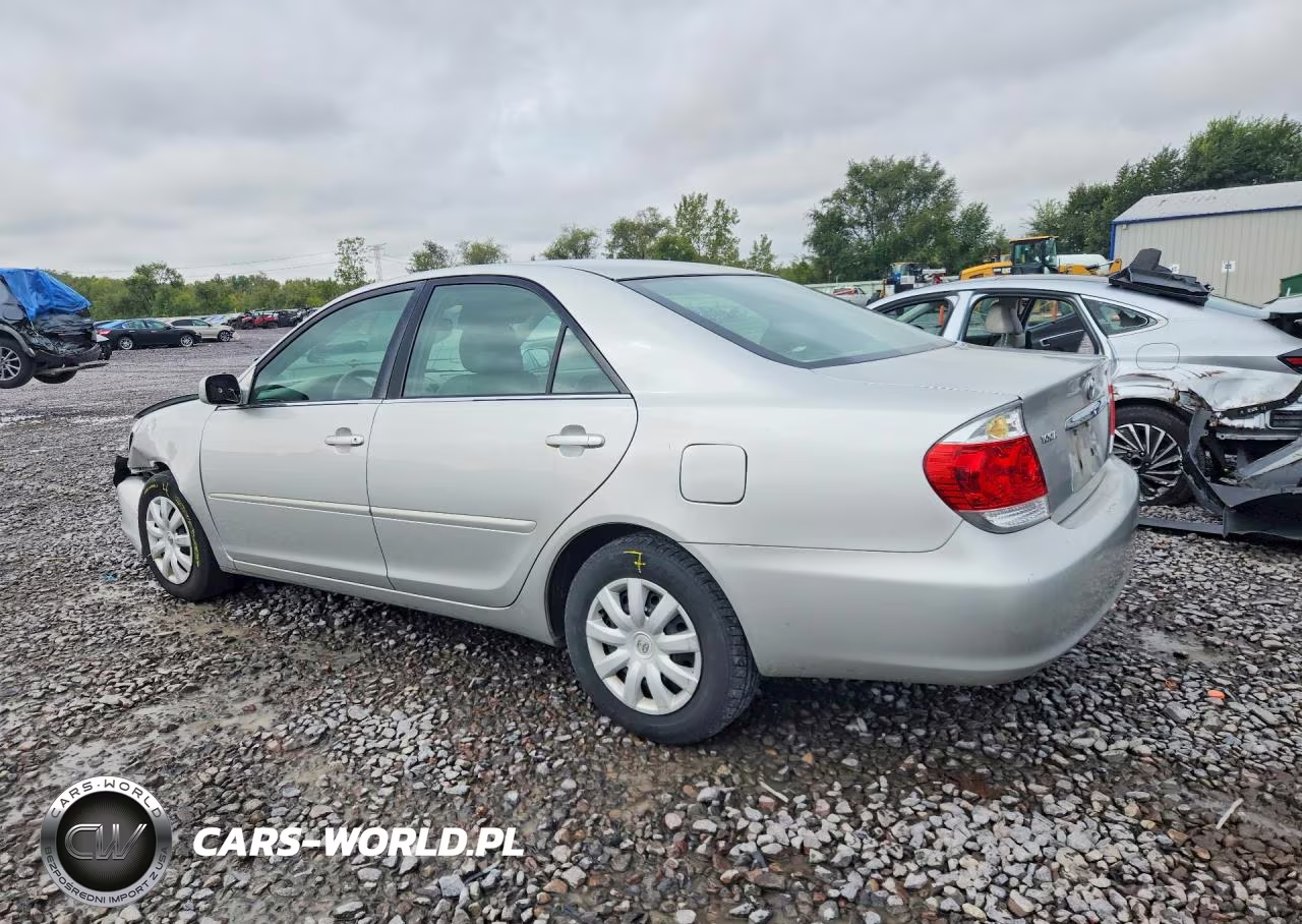 2005 Toyota Camry Le VIN:4T1BE32K55U600440 - 2