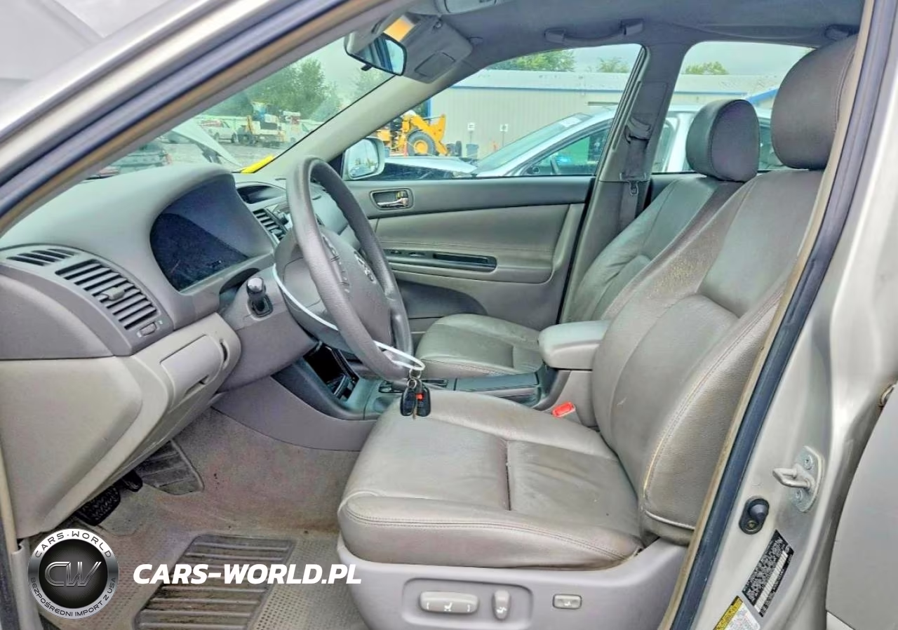 2005 Toyota Camry Le VIN:4T1BE32K55U600440 - 7