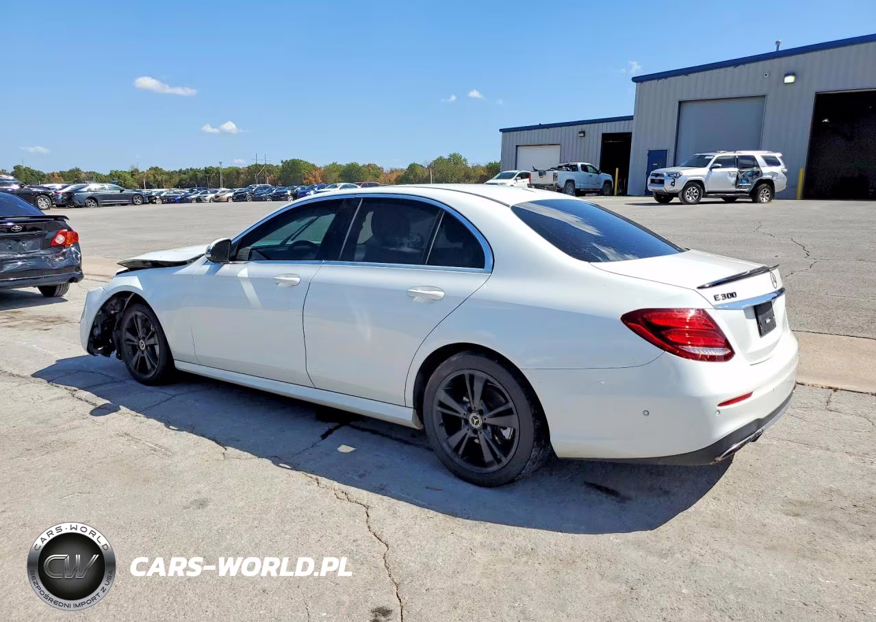 2017 Mercedes-Benz E 300 VIN:WDDZF4JB9HA185769 - 2
