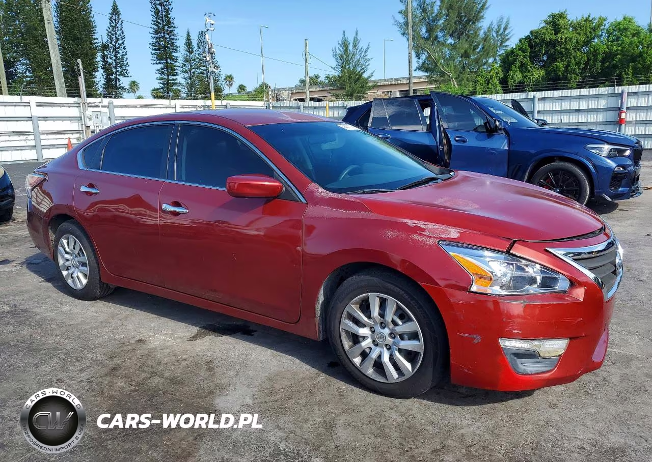 2015 Nissan Altima 2.5 S VIN:1N4AL3AP2FC296127 - 4