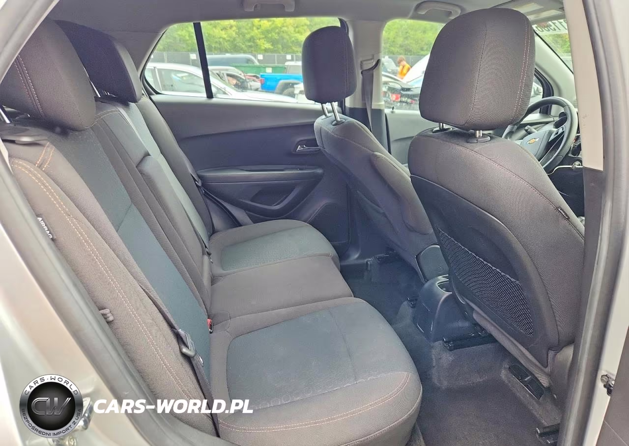 2018 Chevrolet Trax Ls VIN:KL7CJKSB3JB590802 - 11
