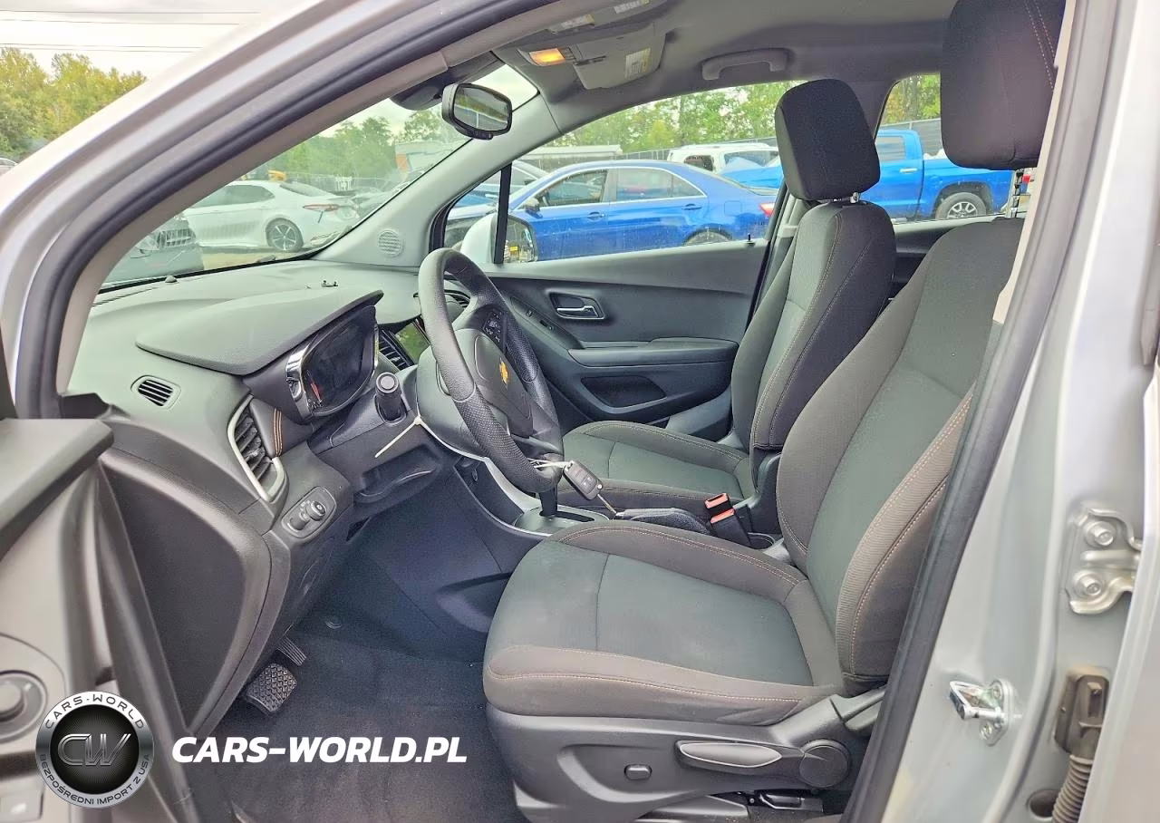 2018 Chevrolet Trax Ls VIN:KL7CJKSB3JB590802 - 7