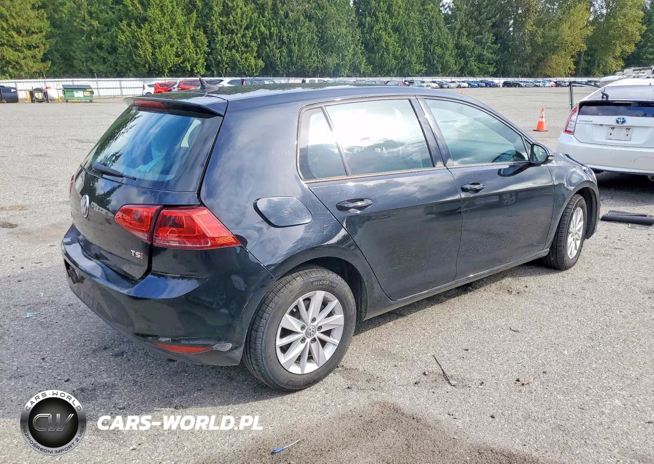 2017 Volkswagen Golf S VIN:3VW217AU3HM010110 - 3