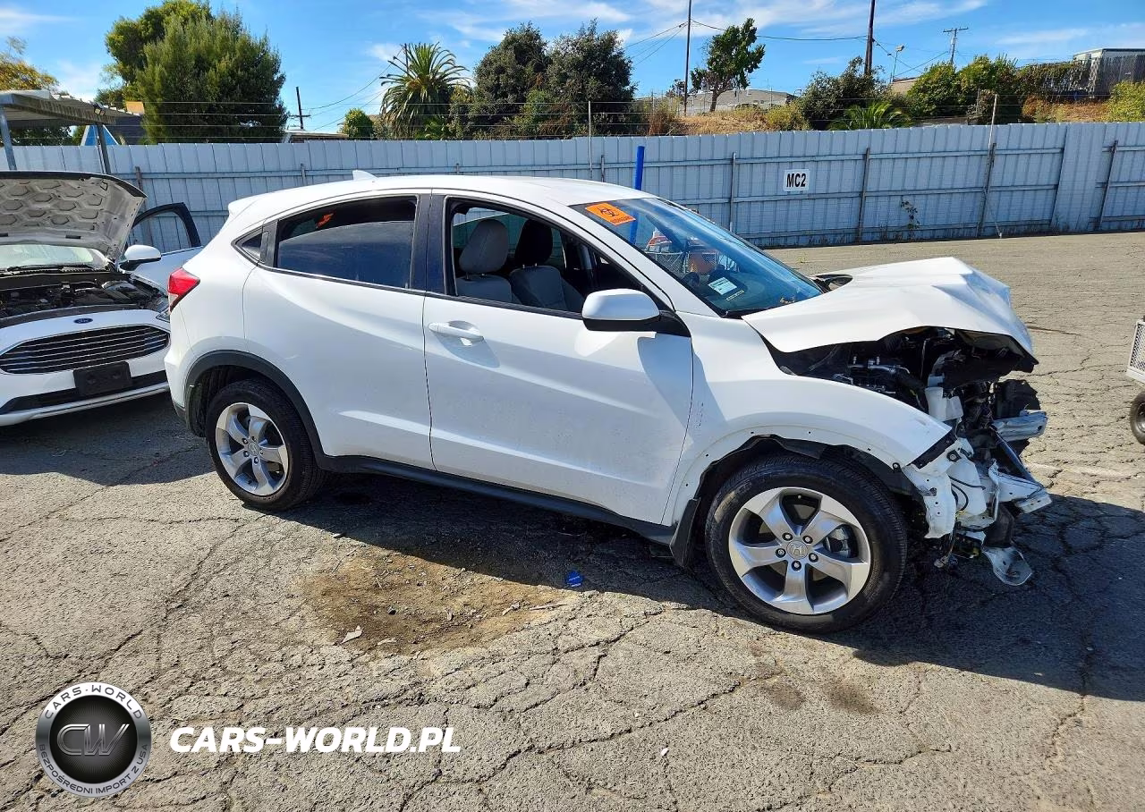 2022 Honda Hr-V Lx VIN:3CZRU6H36NM773924 - 4