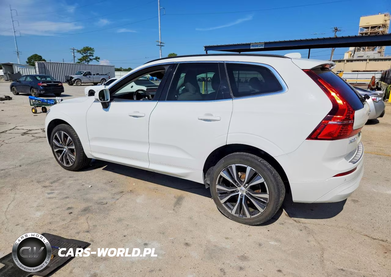 2022 Volvo Xc60 B5 Momentum VIN:YV4L12DK1N1951680 - 2