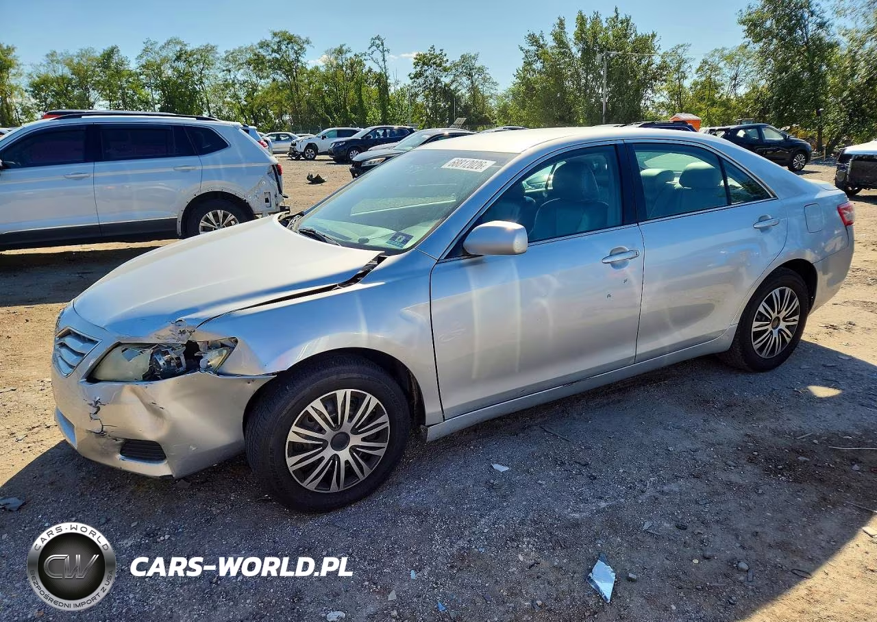 2010 Toyota Camry Le VIN:4T1BF3EK0AU061003 - 1