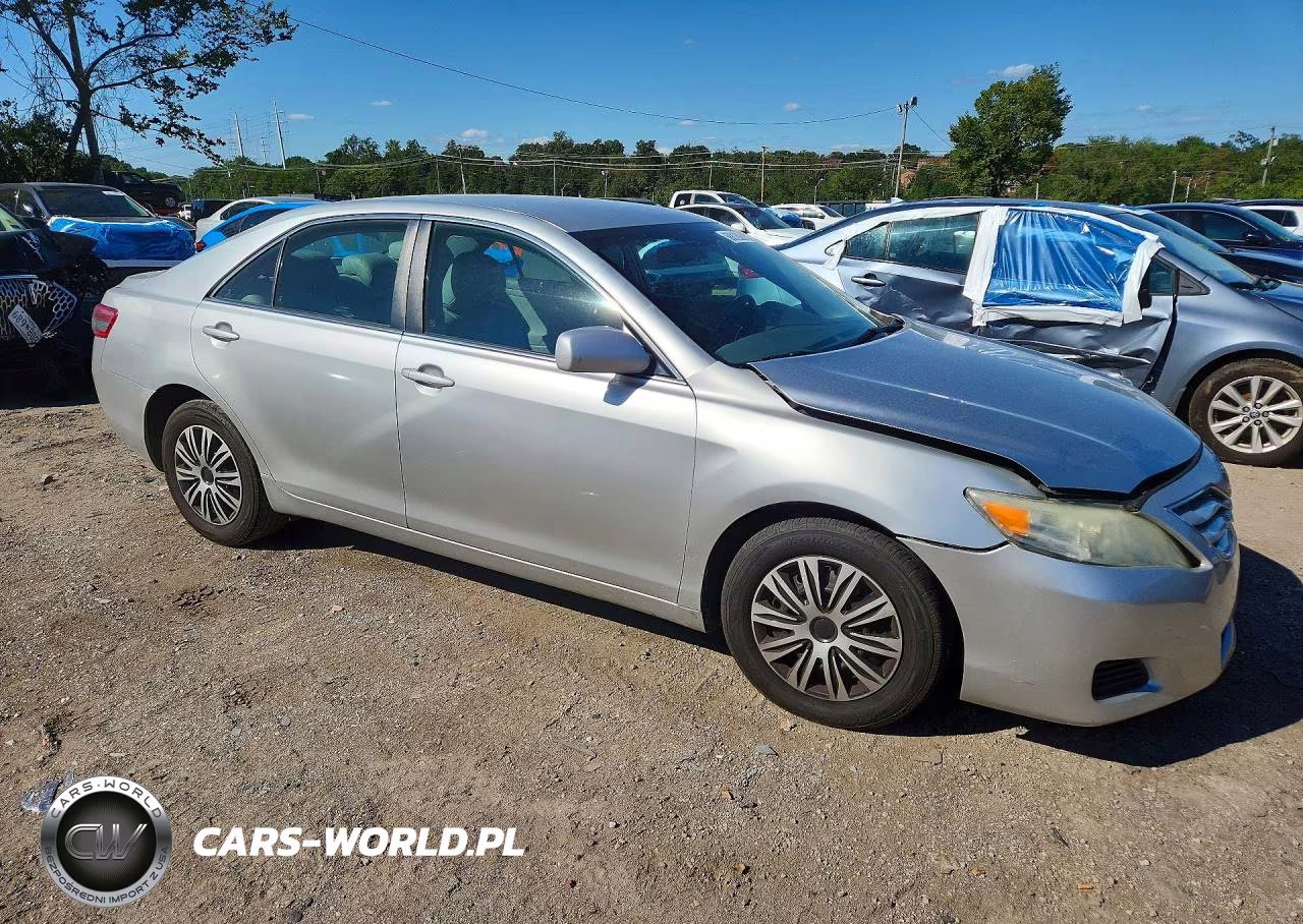 2010 Toyota Camry Le VIN:4T1BF3EK0AU061003 - 4
