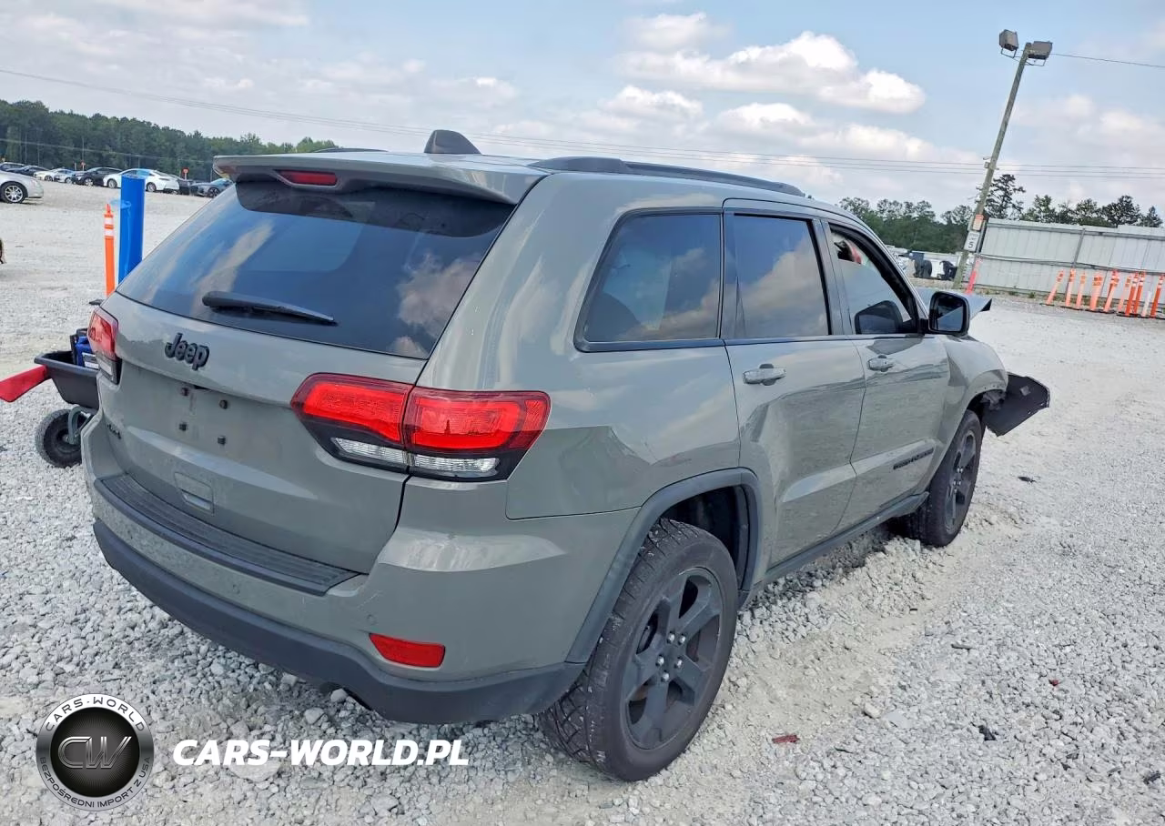 2021 Jeep Grand Cherokee Laredo VIN:1C4RJFAGXMC775896 - 3