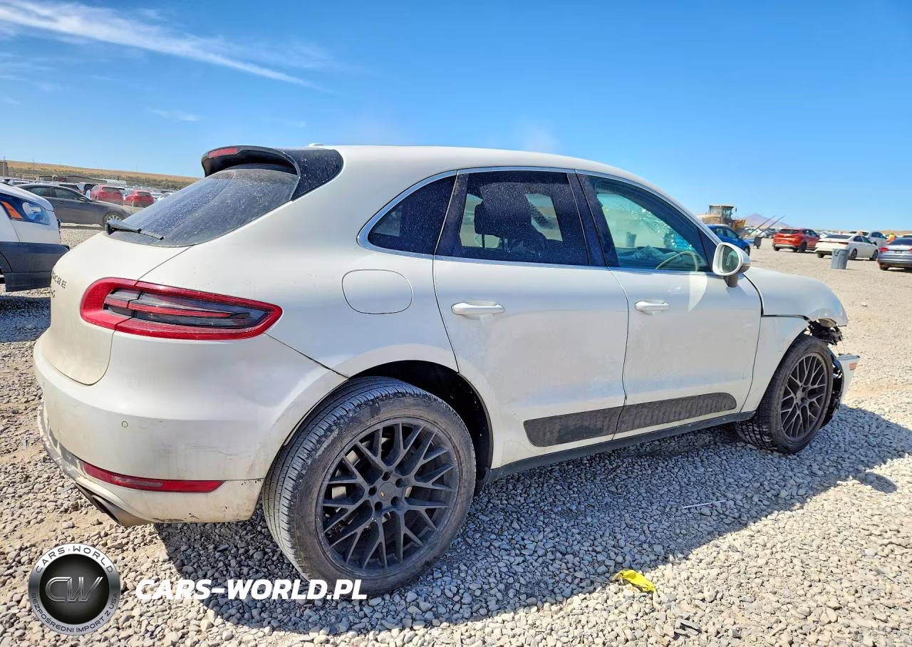 2016 Porsche Macan S VIN:WP1AB2A50GLB45986 - 3